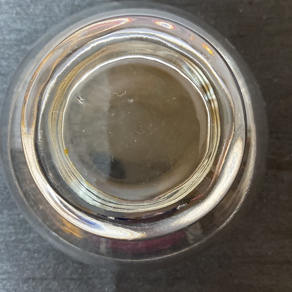 Lidded Clear Glass Bowl - Picture 3 of 5